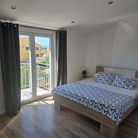 Apartment Fabijana Biograd Na Moru Exterior foto