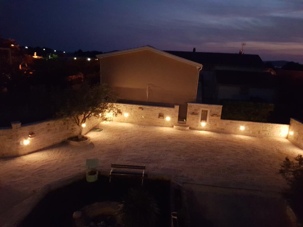Apartment Fabijana Biograd Na Moru Exterior foto